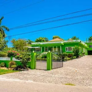 Bungalow on the Terrace Coral Gardens, Montego Bay