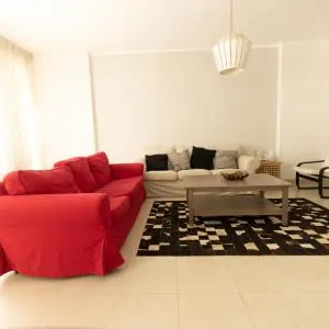 Lily Mint Spacious 3BR Apt in Maadi W-TV and WIFI