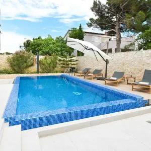 Villa Cornea - Luxury Villa in a heart of Novalja