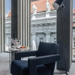 Met Boutique Hotel