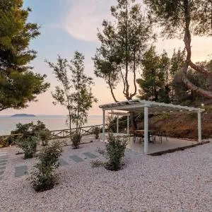 Casa Bloo, Villa Kelyfos