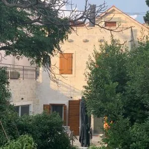 La BellaSu House in house