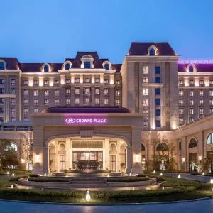 Crowne Plaza QingdaoOrientalMovieMetropolis, an IHG Hotel