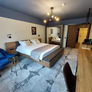 Bucharest Comfort Suites Hotel