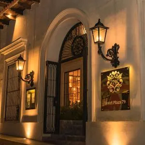 Hotel Plaza 79