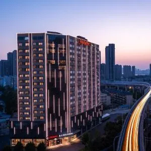 Hampton by Hilton Wuhan Baishazhou Avenue Hotel