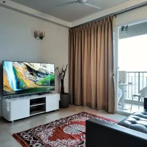 Luxurious 3BHK in 23rd floor of Bhartiya City