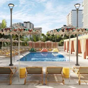 Romer Waikiki at The Ambassador