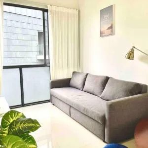 Centralize Stylish Loft Apartment Near MRT 市中心全景屋