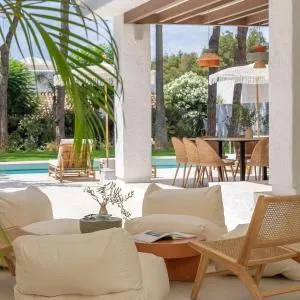 Anfitrión Villas & Suites