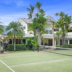 Grand Slam Getaway with Tennis Court and Heated Pool