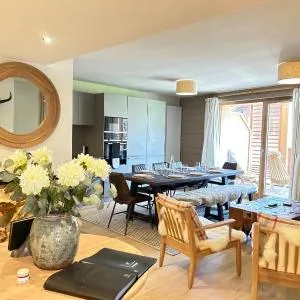 Appartement de Standing au Centre des Gets - 8 Couchages, Terrasse, Garage, Proche Pistes - FR-1-623-325