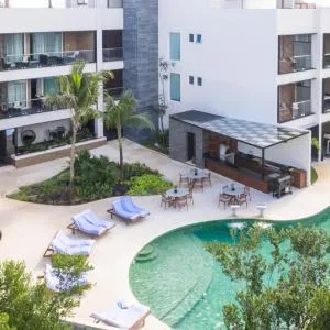Solmare Apartments & Suites