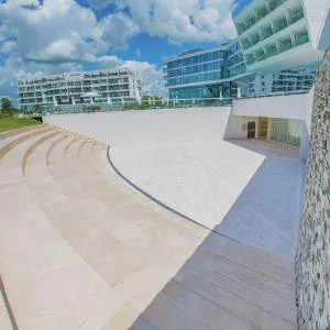 Hilton Pilar