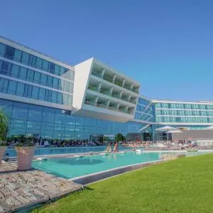 Hilton Pilar