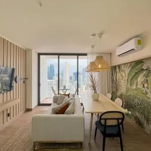 Isthmus Concept Apartment