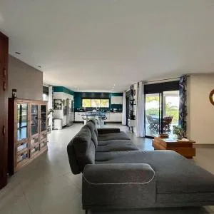 La villa Bonheur YourHostHelper