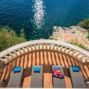 Dazzling Lozica Villa - 5 Bedrooms - Villa Adore - Steam Room & Private Plateau Beach