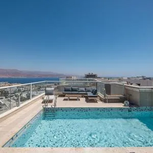 YalaRent Cinnamon Penthouse with a private pool