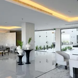 Palm Gate Hotel Suites