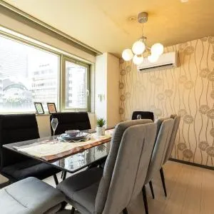 Premier Stay Namba Within walking distance of Namba stations 1 building for rent 7 rooms Billiards table 2 baths 4 toilets