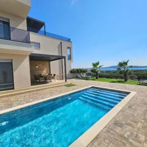 Deluxe villa in Vodice