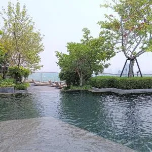 Edge Central Pattaya Lux