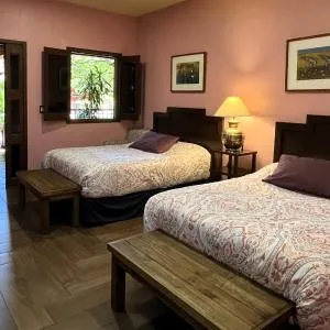 Hotel Siglo XVII Art Gallery