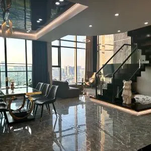 Night Star Penhouse Duplex