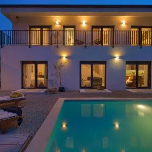 Villa Kucha 26b