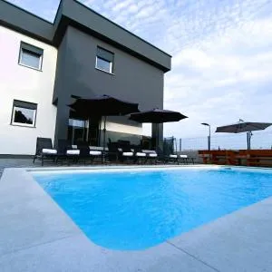 Villa Nikolina - Luxury villa with 5 bedrooms and swimming pool