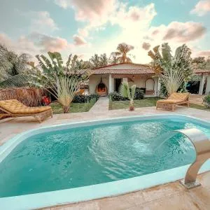 Casa com piscina praia da Barrinha-CE