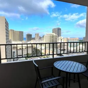 Royal Kuhio 1708 - Spacious Corner Unit with Stunning Ocean City Views in the Heart of Waikiki!