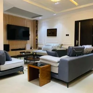 Lovely 3 bedroom duplex in Ikeja GRA