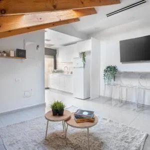 Machane Yehuda Apartments