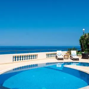 Villa Palma - Sunset Sea Views with Pool, Jacuzzi, Sauna and Games Room
