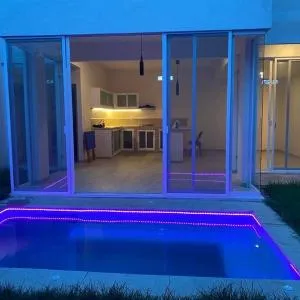 Casa con Tina de Hidromasaje Climatizada