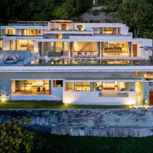 Zest : Ultra-Luxurious Five Star Villa