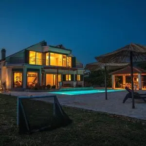 Luxury villa with a swimming pool Vrpolje, Sibenik - 21843