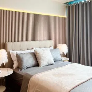 La Palazzo - Across Uptown Mall & Grand Hyatt BGC