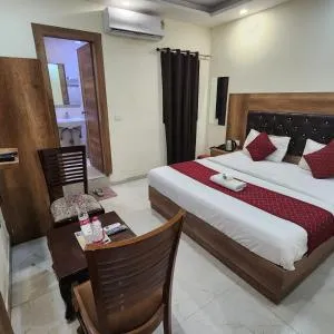 hotel ivy residency