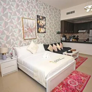 Queen's Studio apartment Al reem