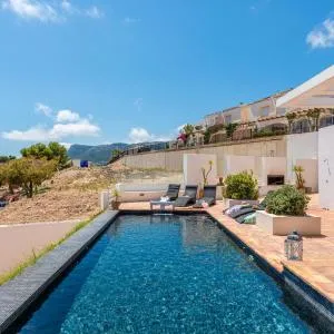 Villa Moderna - PlusHolidays