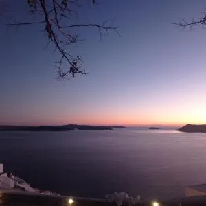 Sensia villa with Hot tub and Caldera View