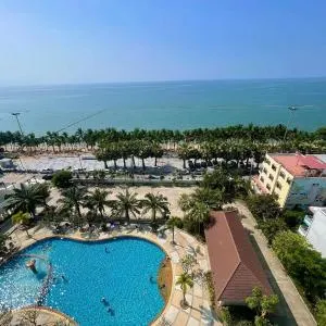 Beautiful sea view beach front condo
