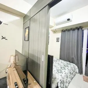Deluxe 1 Bedroom with Balcony Condotel in Green Residences Malate Manila near MOA and Airport
