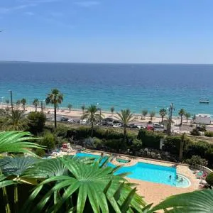 BY NEPTUNE - la Palme Riviera Beach and Pool view