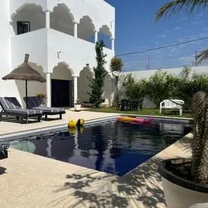 La Baraka, extravagant villa for 8 with pool in Saly