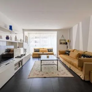 Splendid flat in the heart of Saint-Tropez with Pa