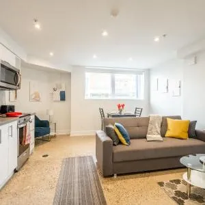 Apartment in Prime Location near High Park